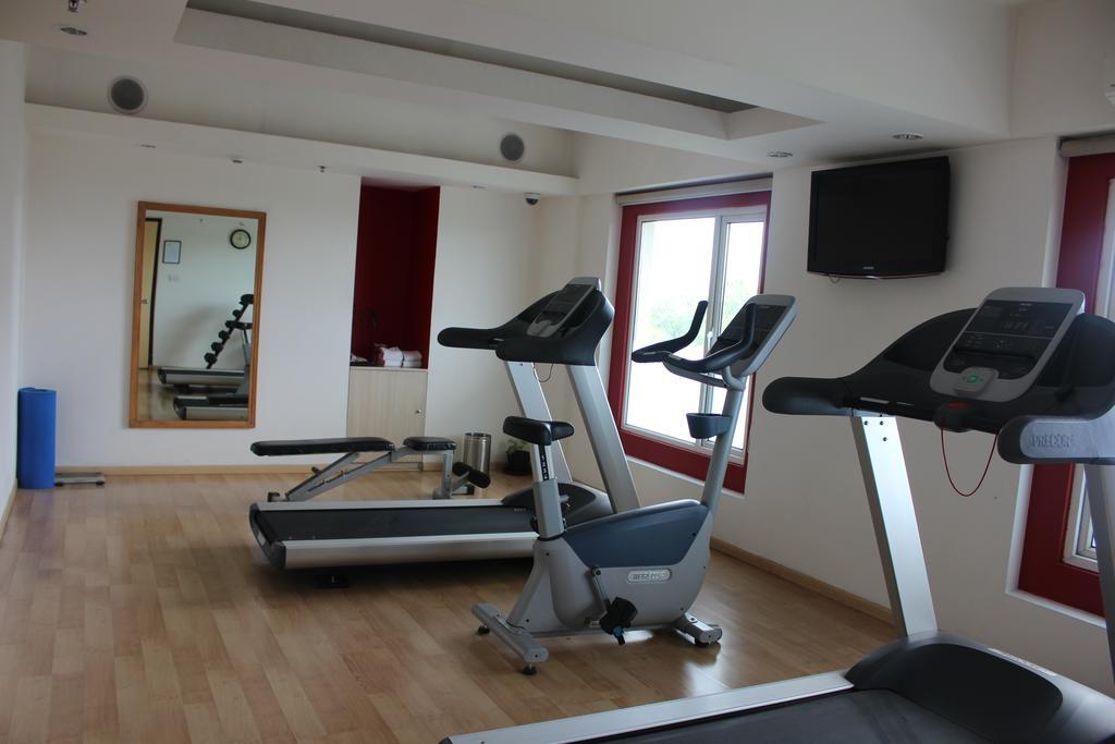 Red Fox By Lemon Tree Hotels,